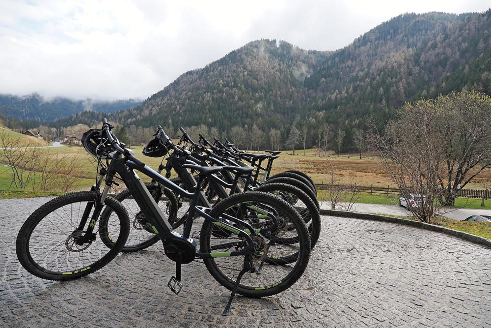 vila-planinka-lifestyle-zgornje-jezersko-modnialmanah-feel-slovenia