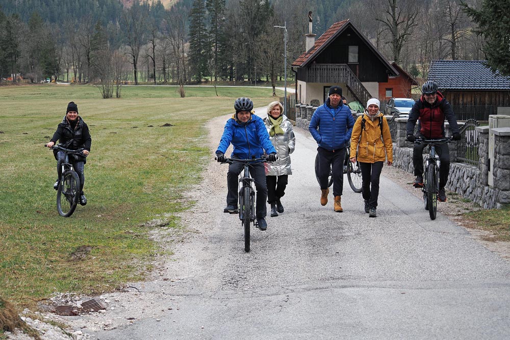 vila-planinka-lifestyle-zgornje-jezersko-modnialmanah-feel-slovenia