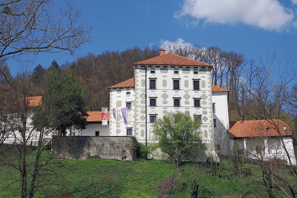 rogatec-i-feel-slovenia-lifestyle-modnialmanah