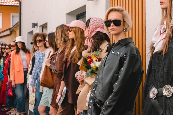 Shopping-centar-Arena-fashion-modela-projeće-kolekcija-modeli-modnialmanah