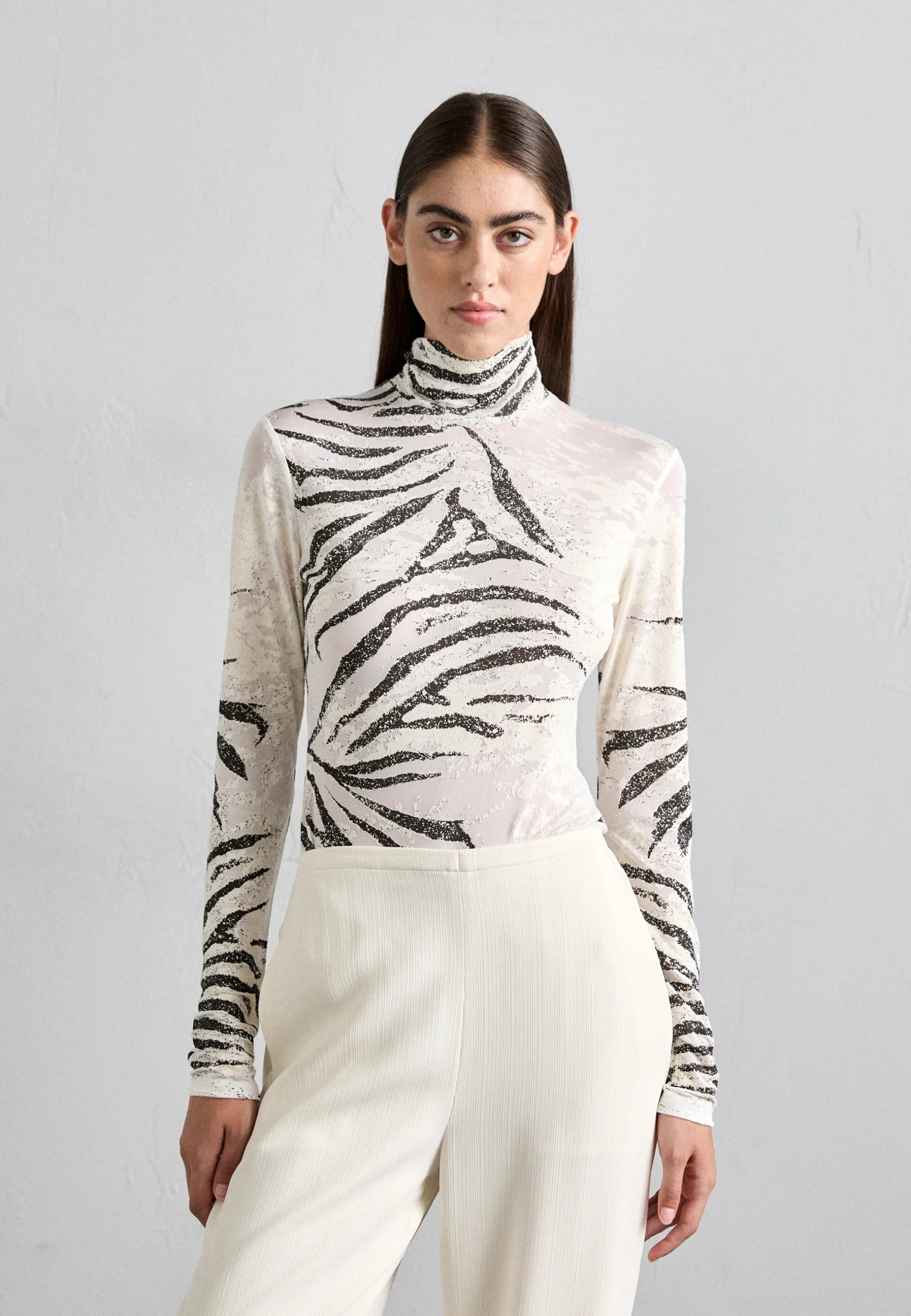 fashion-animal-print-zebra-zalando-modnialmanah