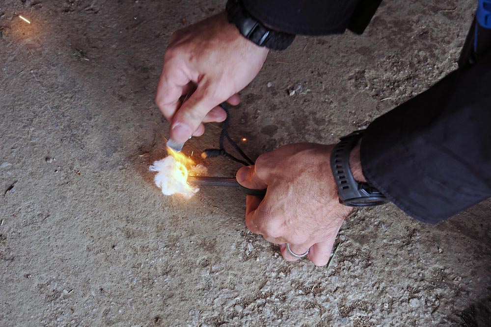Laris-Survival-School-Slovenia-laris-žuga-modnialmanah