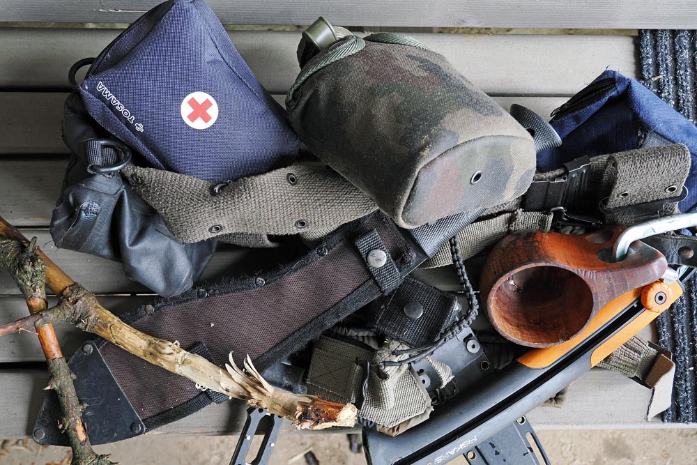 Laris-Survival-School-Slovenia-laris-žuga-modnialmanah