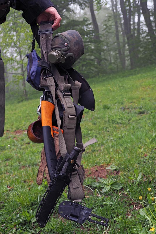 Laris-Survival-School-Slovenia-laris-žuga-modnialmanah