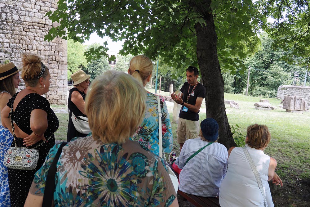 bihać-hrvatskom-modnialmanah-women's-days-izlet-vikend