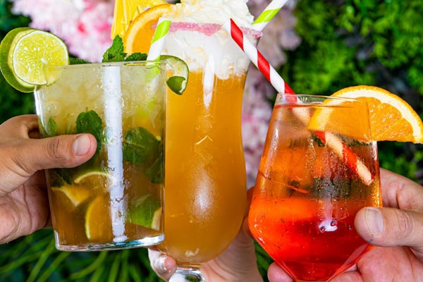 gastro-koktel-konzumacija-modnialmanah