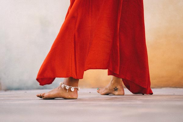 zdravlje-hodanje-bosih-nogu-modnialmanah