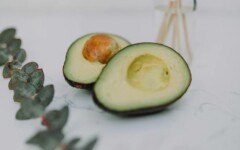 beauty-avokado-koža-hrana-modnialmanah
