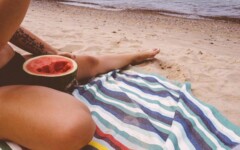 lubenica-plaža-žlica-gastro-modnialmanah