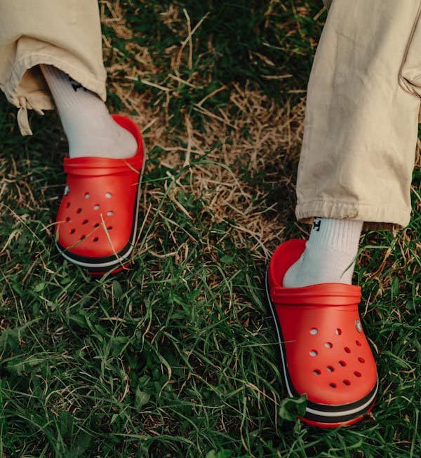 fashion-crocs-crocsice-s-čarapama-modnialmanah