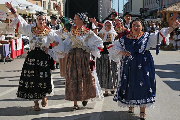 lifestyle-vinkovačke-jeseni-vinkovci-modnialmanah-hrvatska-srijem-slavonija-modnialmanah