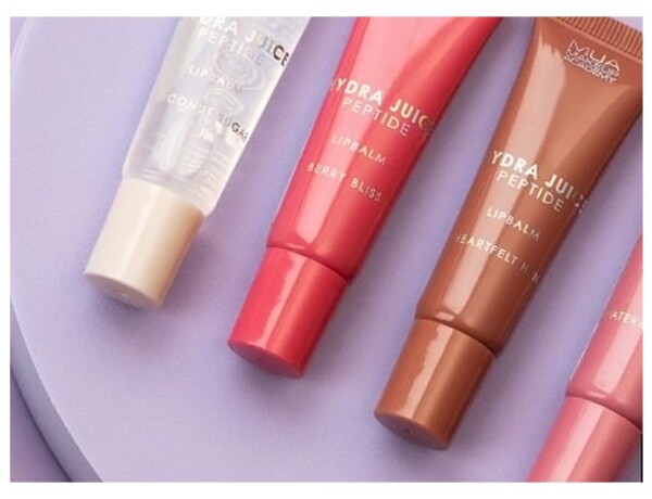 mua-Hydra-juice-Peptide-Lip-Balm-beauty-modnialmanah