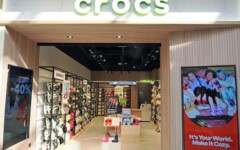 Crocs-CCO-East-fashion-shopping-modnialmanah