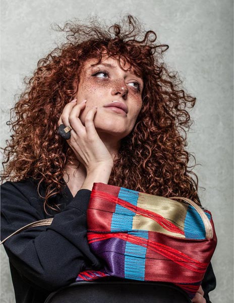 fashion-galerija-klet-modnialmanah-kaopaoshu-citoyenne-wooly-rouge