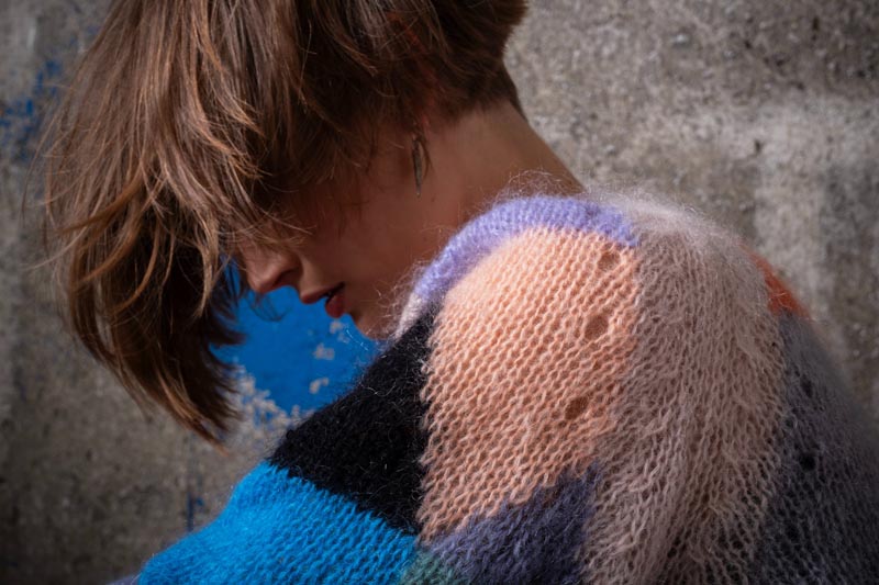 fashion-galerija-klet-modnialmanah-kaopaoshu-citoyenne-wooly-rouge