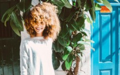 beauty-prirodno-kovrčava-kosa-ljepota-petljanje-modnialmanah