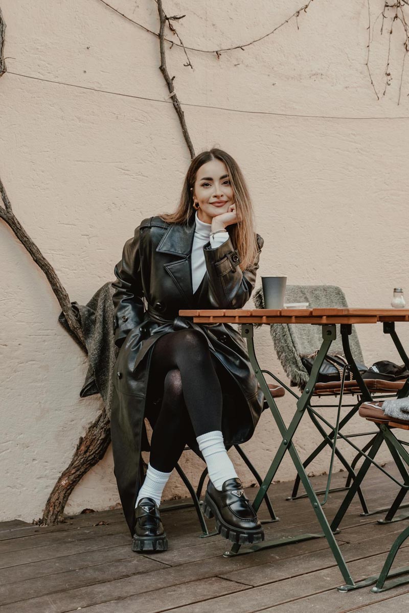 crne-najlonke-bijele-čarape-fashion-modnialmanah