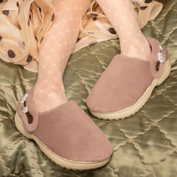 Crocs-Classic-Unforgettable-fashion-modnialmanah