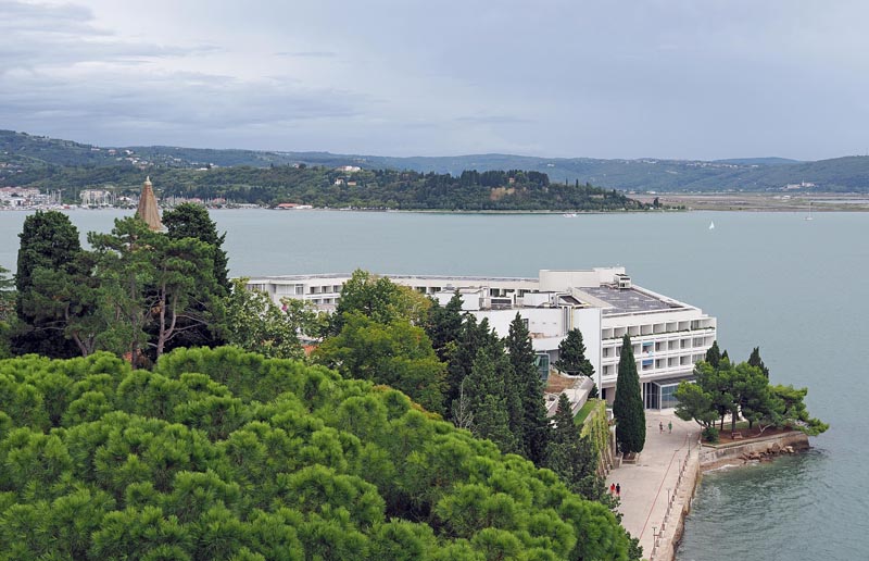 Grand-Café-grand-hotel-bernardin-sava-hotels&resorts-modnialmanah