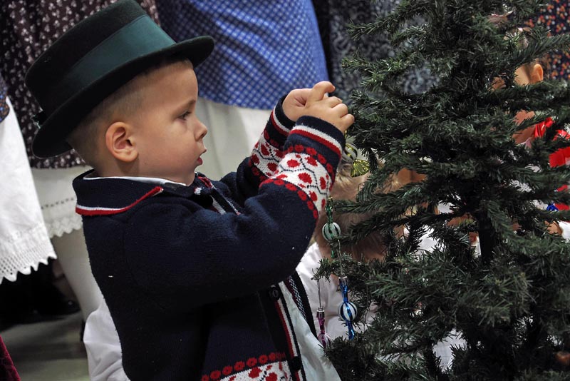 vinkovci-nijemci-božić-srijem-lifestyle-modnialmanah