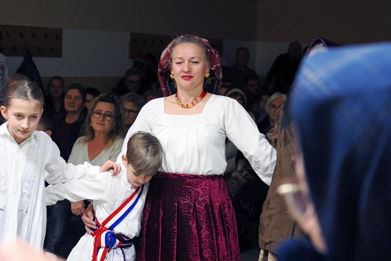 vinkovci-nijemci-božić-srijem-lifestyle-modnialmanah