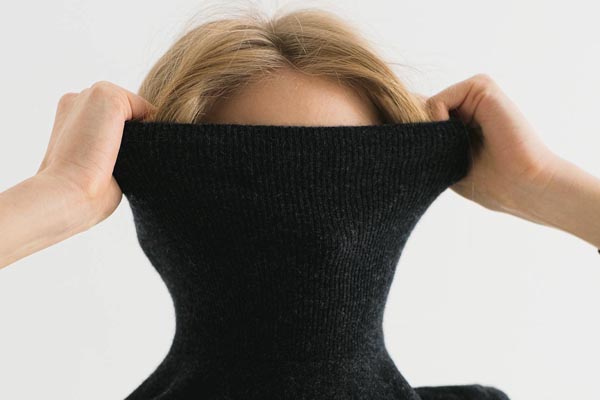 fashion-crna-dolčevita-modnialmanah