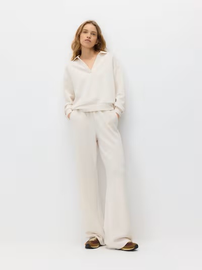 fashion-trenirka-reserved-modnialmanah