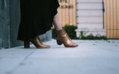 fashion-metalik-obuća-modnialmanah