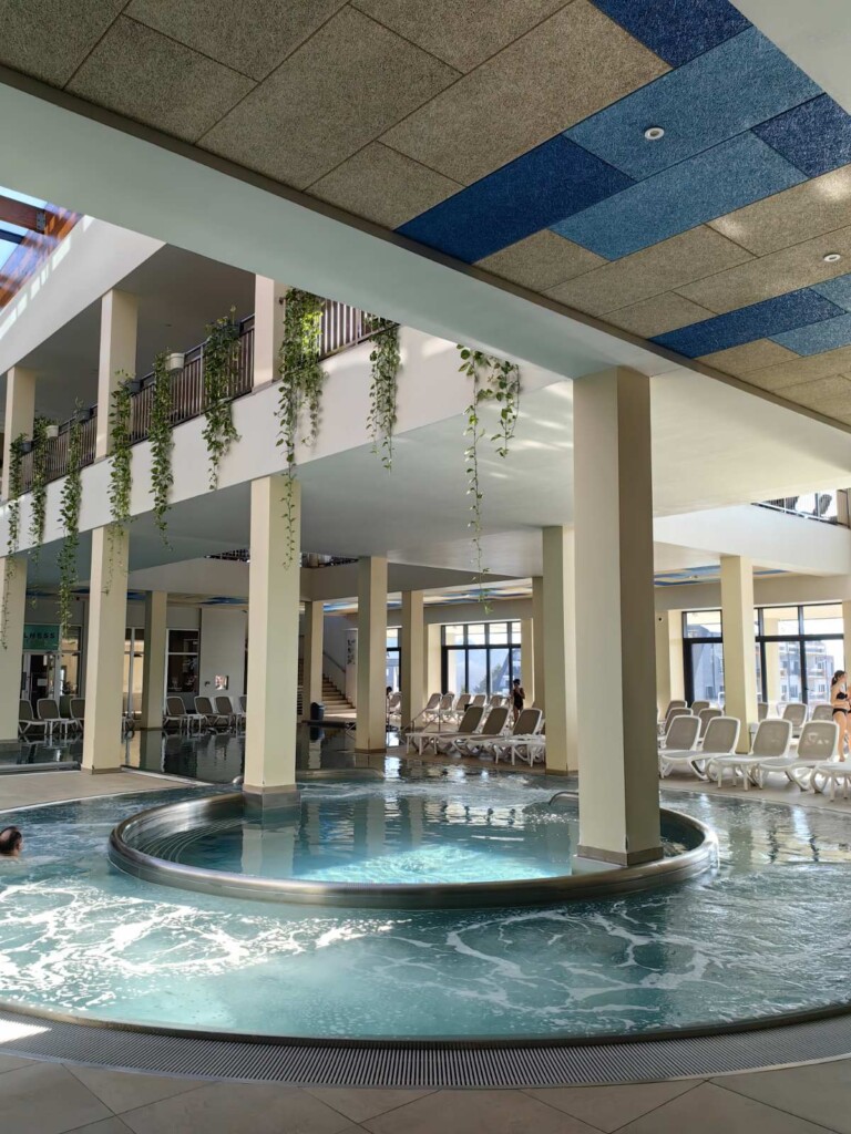 fruške-terme-vrdnik-fruška-gora-vojvodina-srbija-modnialmanah-Mövenpick-lifestyle