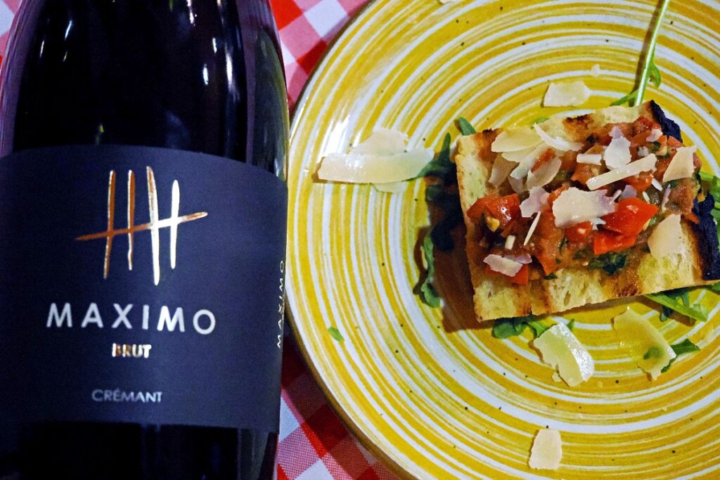 vino-uz-žlicu-gableraj-poma-modnialmanah-eno-gastro