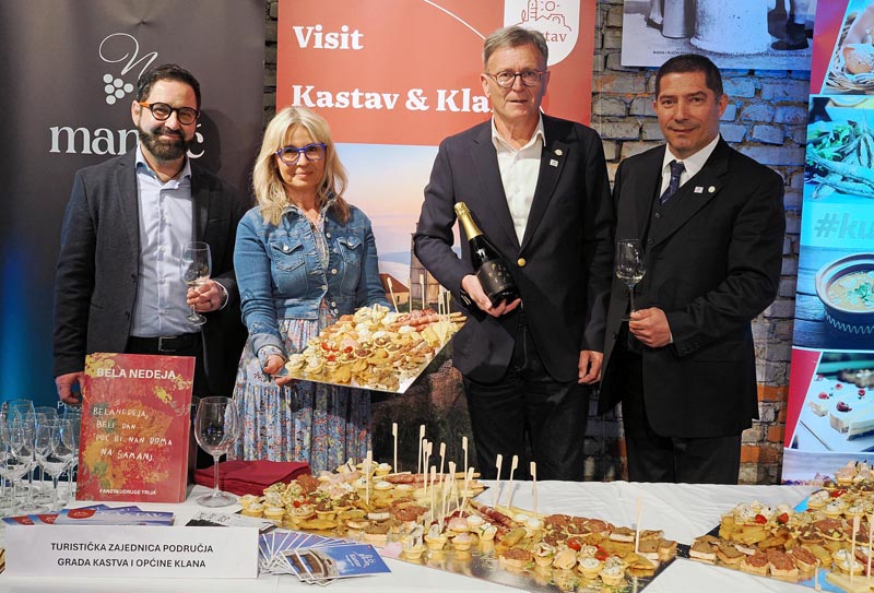 gastronomija-rijeka-modnialmanah-mozaik-okusa-kvarnera-kvarner-za-stolom
