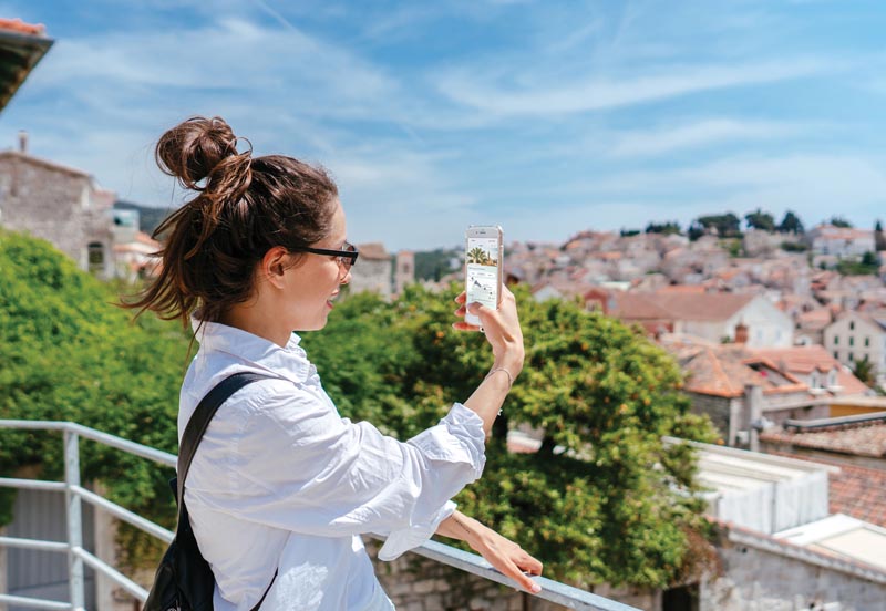 Tourizzy-lifestyle-aplikacija-modnialmanah