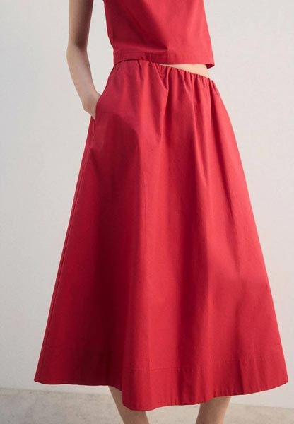 fashion-crvena-boja-total-look-modnialmanah