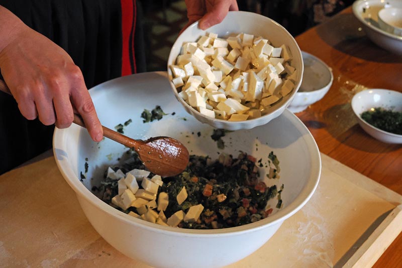 gastro-bribirski-prisnac-blitvenjak-modnialmanah