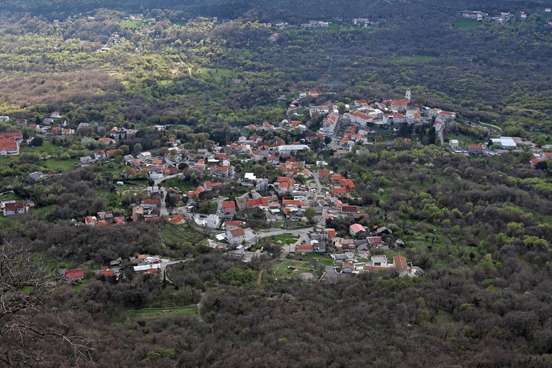 bribirski-tradicionalni-prisnac-vinodolske-općine-vinodol-modnialmanah