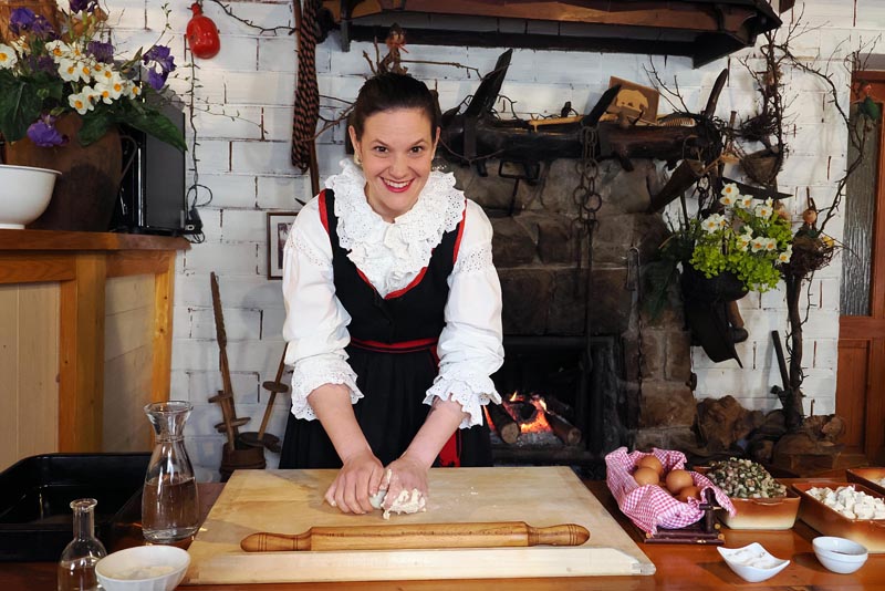 bribirski-tradicionalni-prisnac-vinodolske-općine-vinodol-modnialmanah