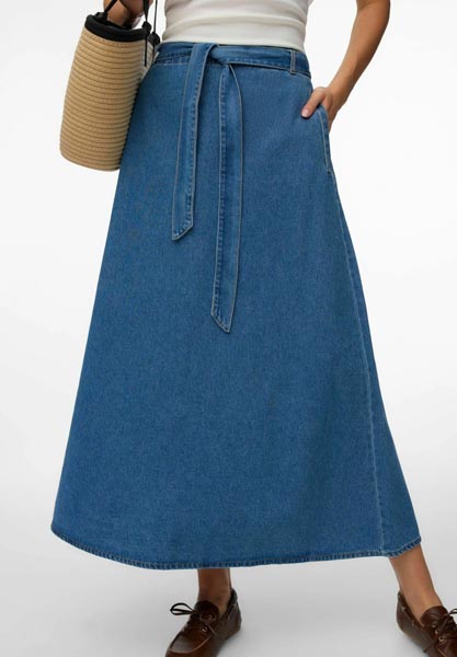 široki-bokovi-retro-suknja-zalando-modnialmanah