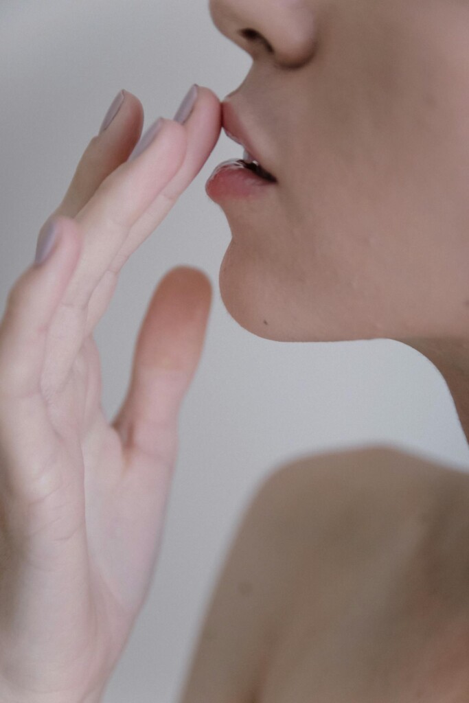 beauty-razlijeva-se-ruž-modnialmanah