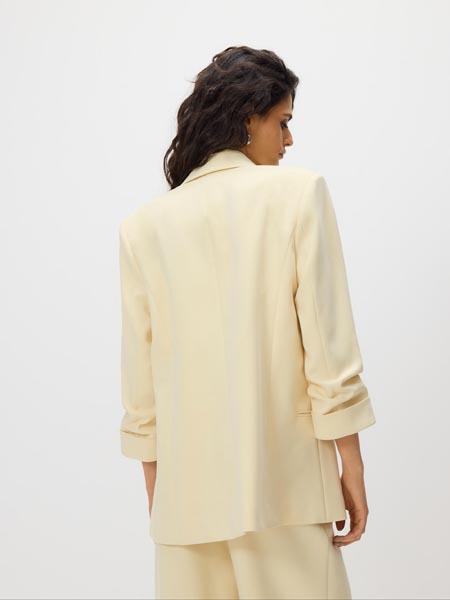 fashion-reserved-proljetna-odijela-modnialmanah