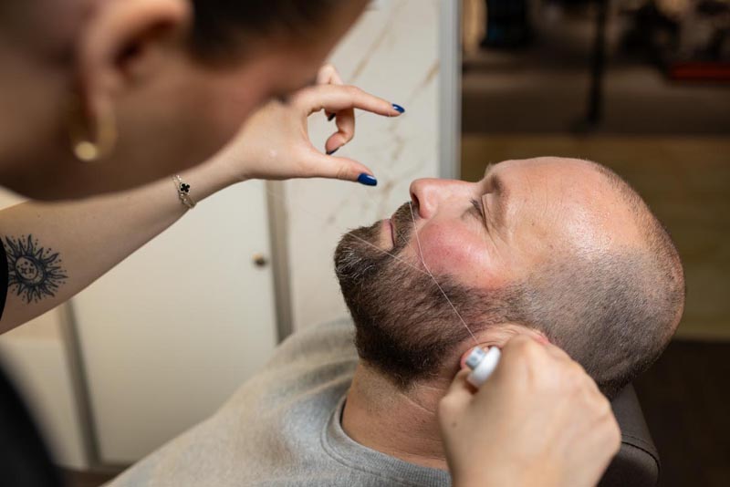 CHIX-threading-bar-konac-brada-obrve-modnialmanah
