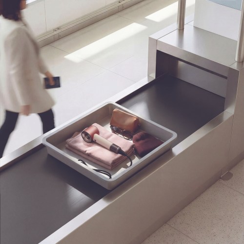 Dyson-Supersonic-Travel-beauty-modnialmanah