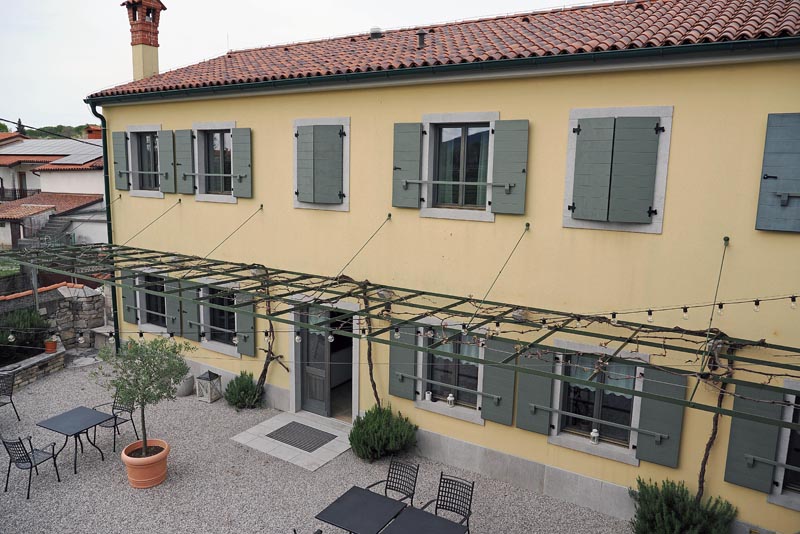 lipica-konji-primorska-kras-modnialmanah-vikend-izlet