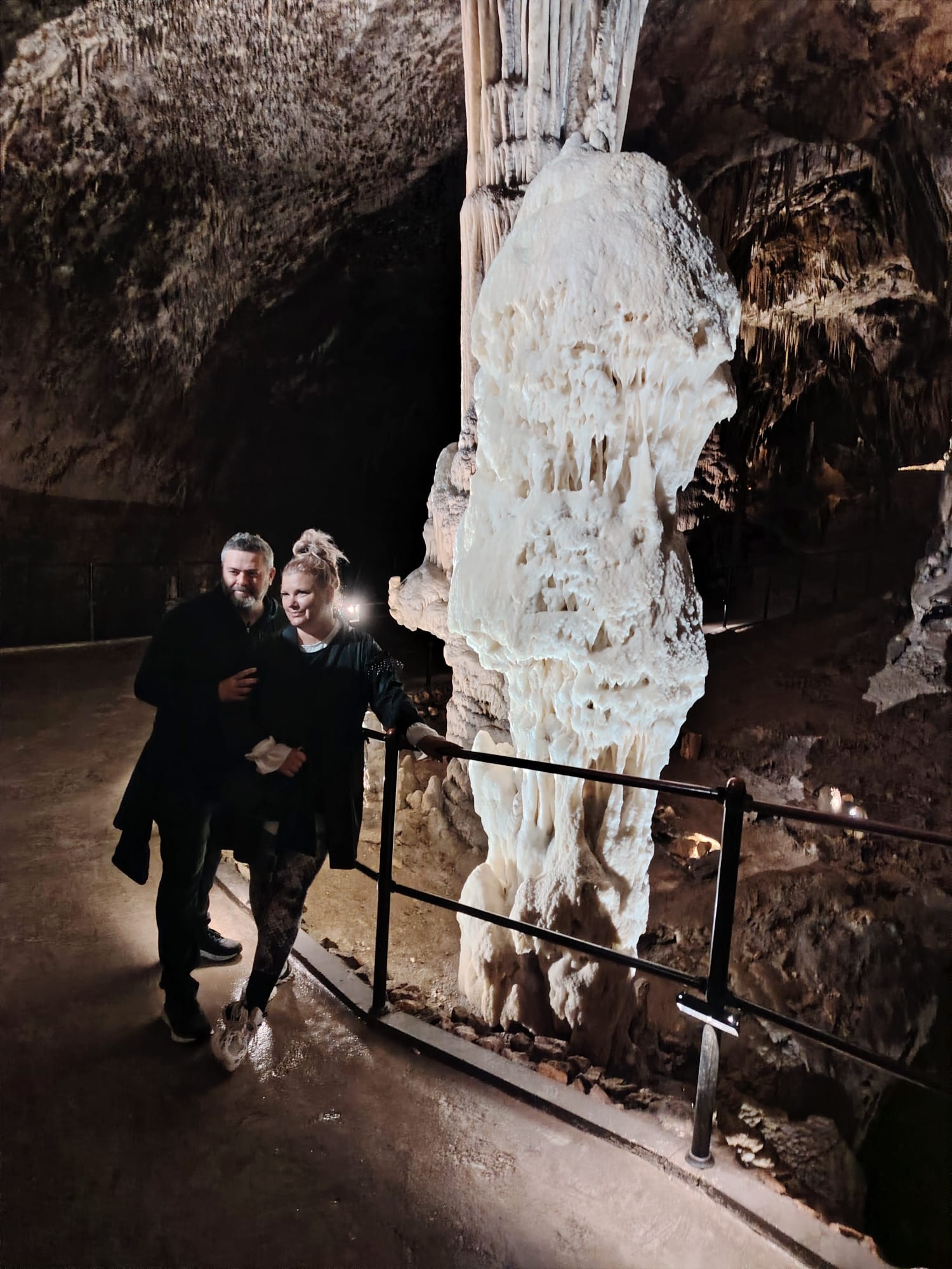 postojnska-jama-lifestyle-hotel-jama-predjamski-grad-izlet-vikend-modnialmanah