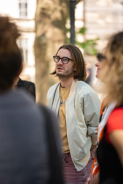 Održiva-umjetnost-u-javnom-prostoru-Oblo-fontana-izlazeceg-sunca-modnialmanah-lifestyle