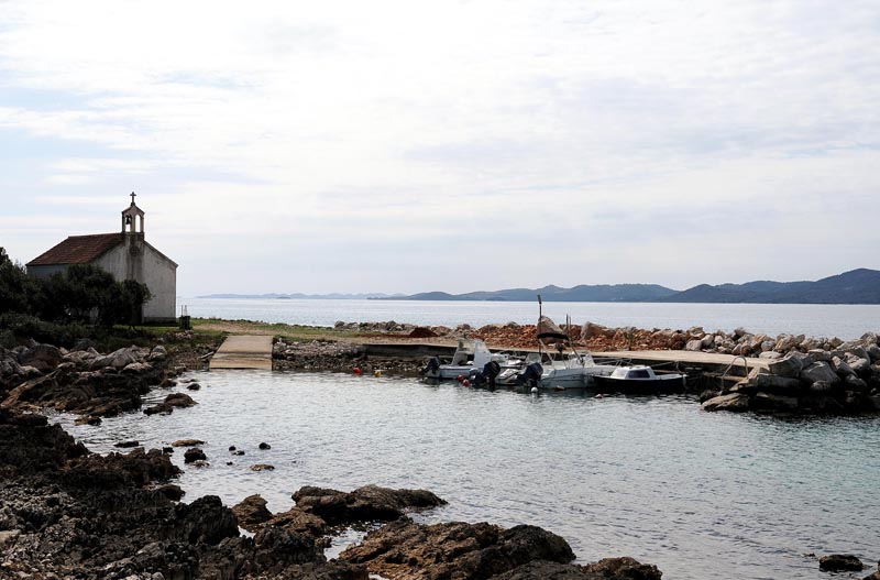 LIOQA-resort-lifestyle-modnialmanah-ugljan-odmor-vikend