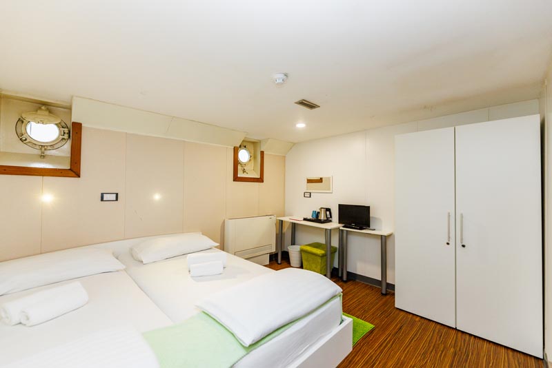 lifestyle-botel-marina-rijeka-modnialmanah
