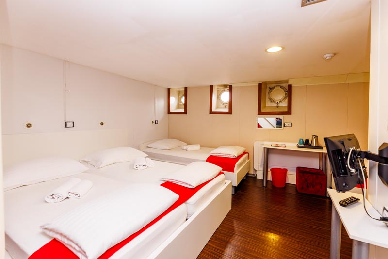 lifestyle-botel-marina-rijeka-modnialmanah