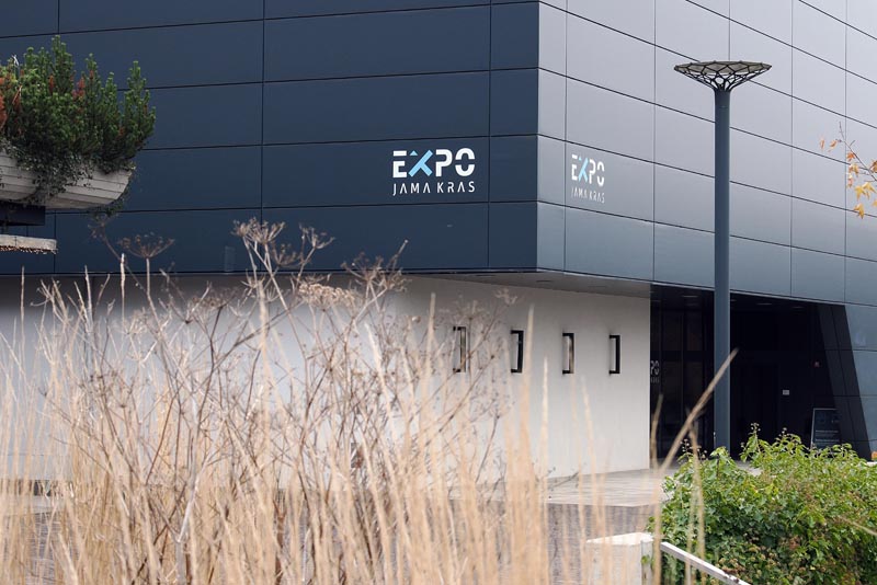 postojnska-jama-lifestyle-hotel-jama-predjamski-grad-izlet-vikend-modnialmanah