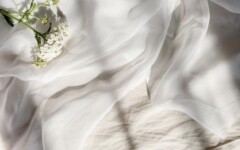 fashion-kako-nositi-osjetljive-tkanine-modnialmanah