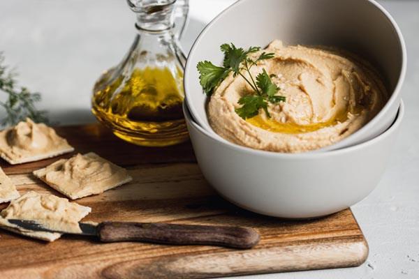 hummus-gastronomija-mazalica-mazanje-modnialmanah